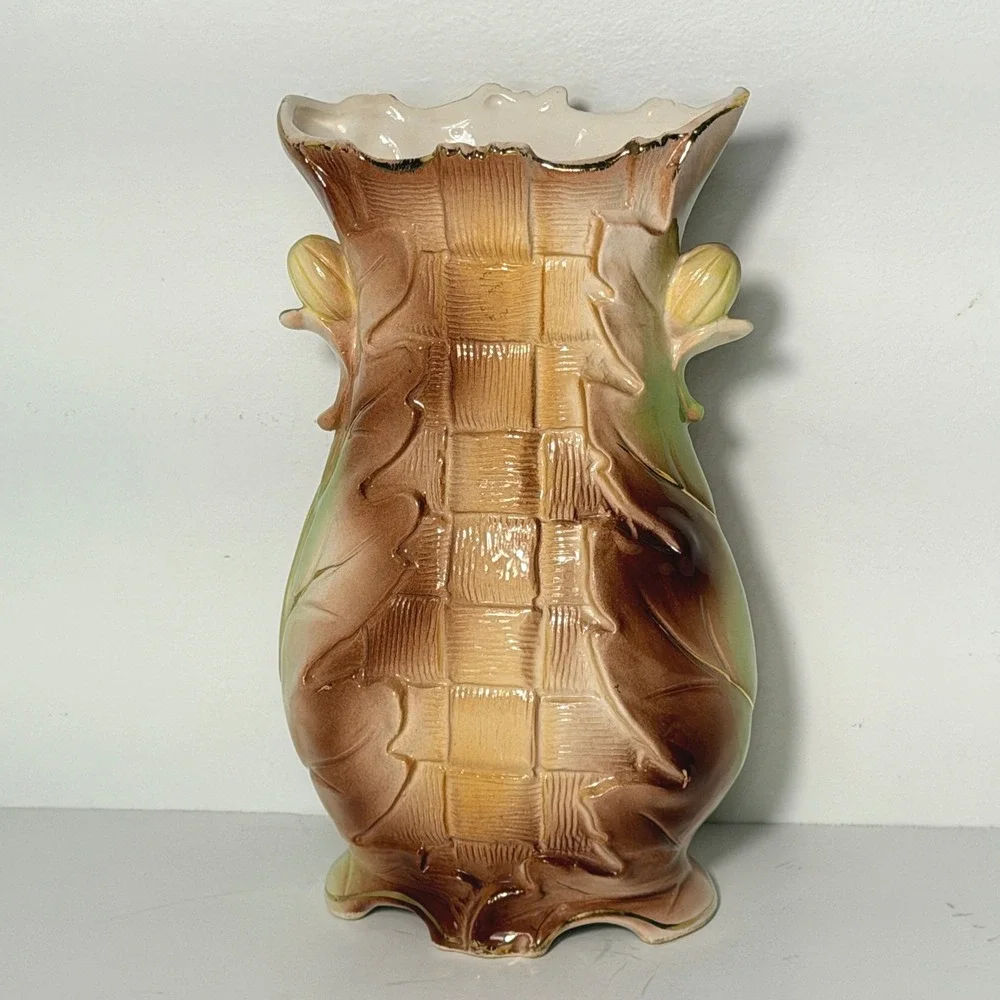 Vintage Majolica-Style Ceramic Fruit Vase Basket Weave Gold Trim 8 Inch